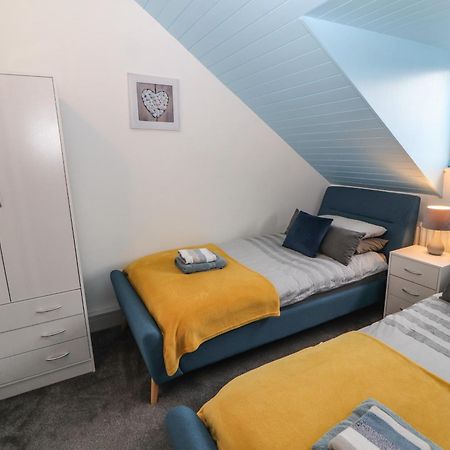 Harbour View Villa Millom Bagian luar foto